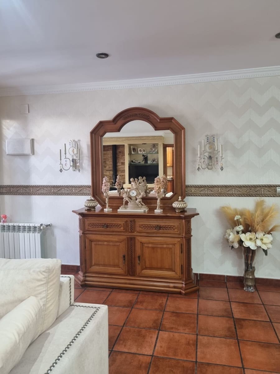 4 slaapkamer Halfvrijstaande villa te koop in La Zenia met zwembad - € 359.000 (Ref: 9496711)