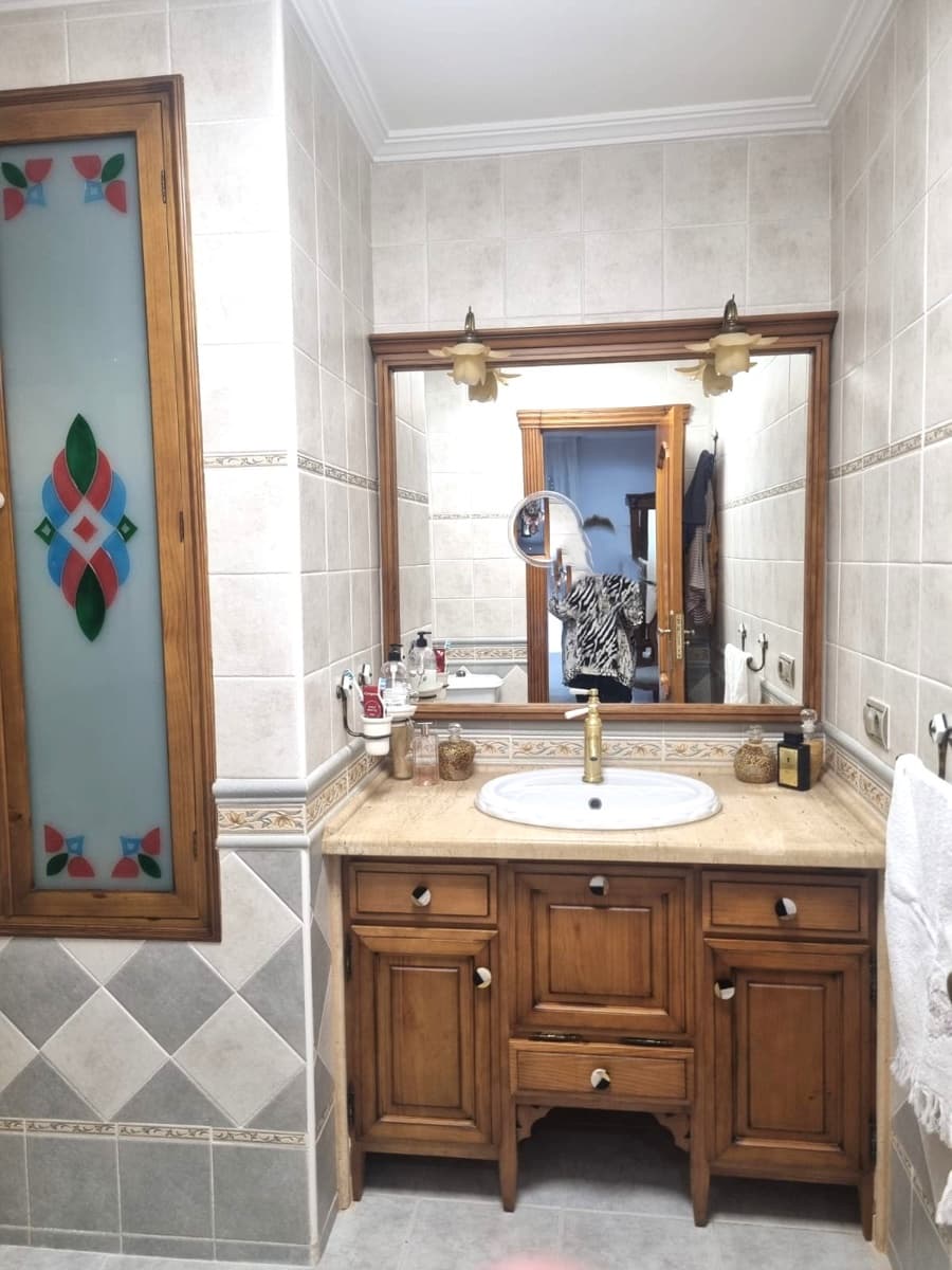 4 slaapkamer Halfvrijstaande villa te koop in La Zenia met zwembad - € 359.000 (Ref: 9496711)