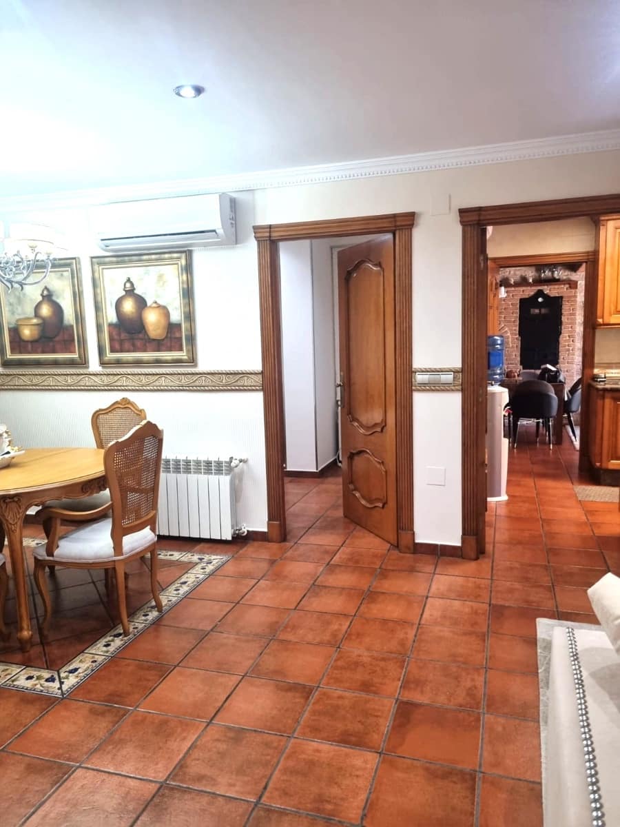 4 slaapkamer Halfvrijstaande villa te koop in La Zenia met zwembad - € 359.000 (Ref: 9496711)