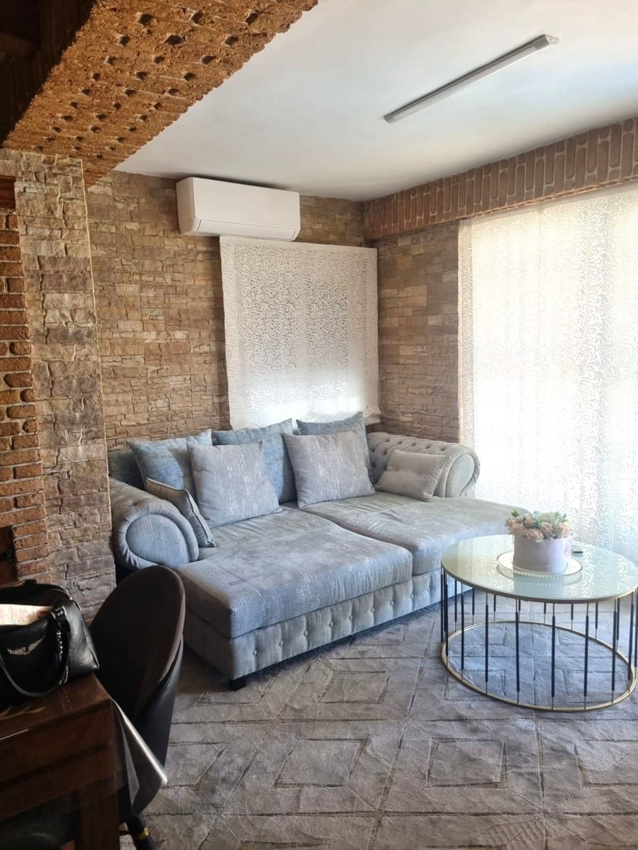 4 slaapkamer Halfvrijstaande villa te koop in La Zenia met zwembad - € 359.000 (Ref: 9496711)