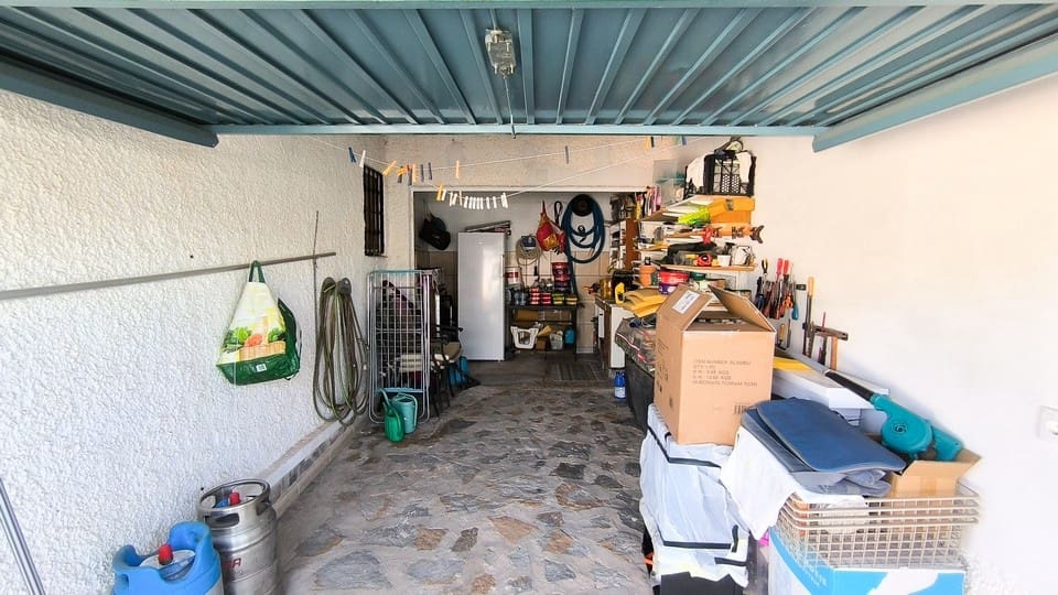 3 soveværelse Villa til salg i Torrevieja med swimmingpool garage - € 339.950 (Ref: 9506953)