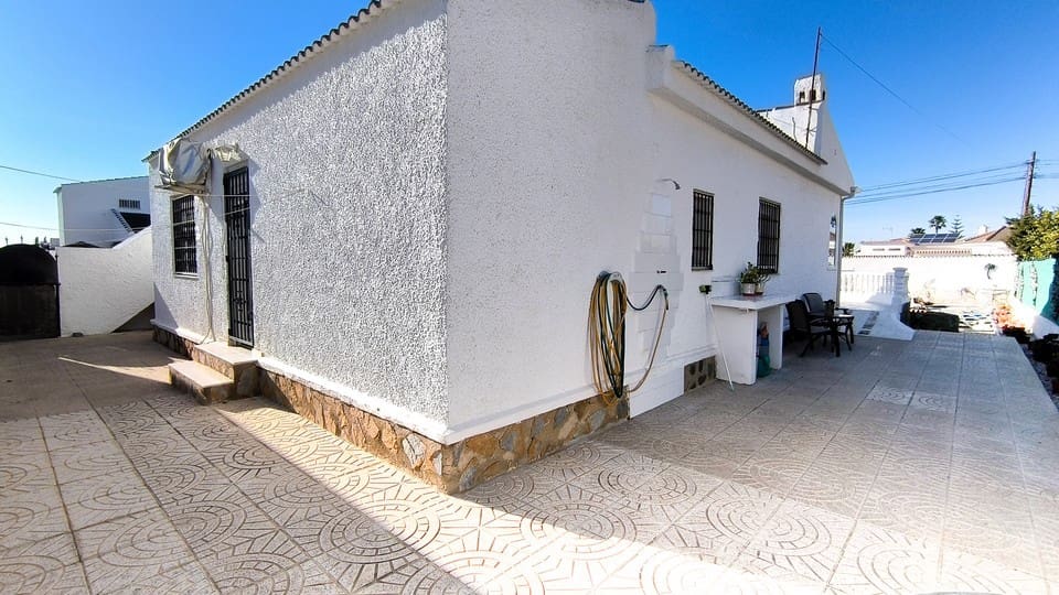 3 bedroom Villa for sale in El Chaparral with pool garage - € 339,950 (Ref: 9506954)