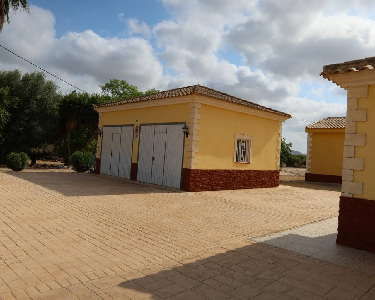 4 chambre Villa/Maison à vendre à Orihuela avec piscine garage - 950 000 € (Ref: 9510287)