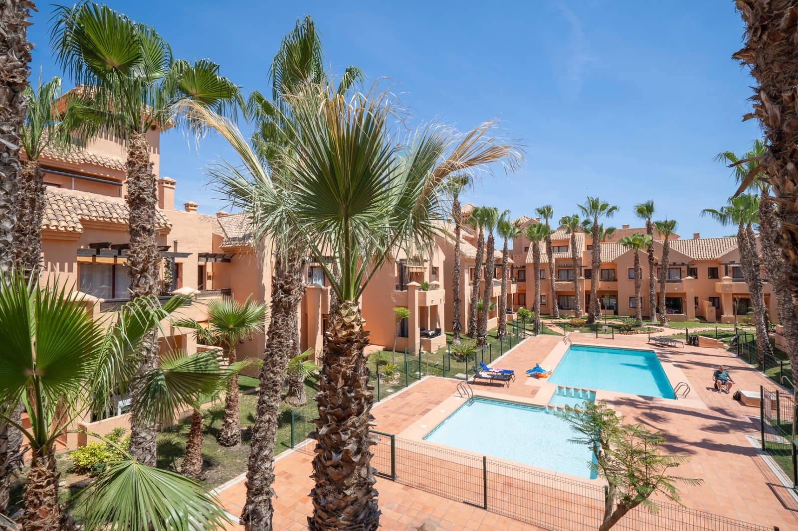 3 bedroom Apartment for sale in Los Alcazares with garage - € 270,000 (Ref: 9511487)