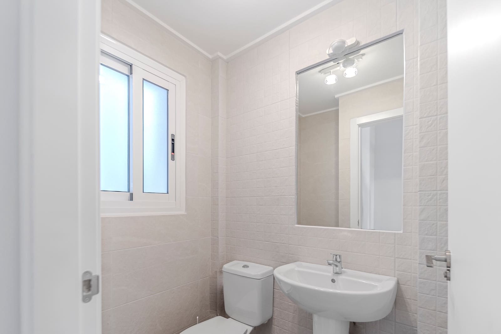 3 bedroom Townhouse for sale in Los Balcones with garage - € 315,000 (Ref: 9511516)