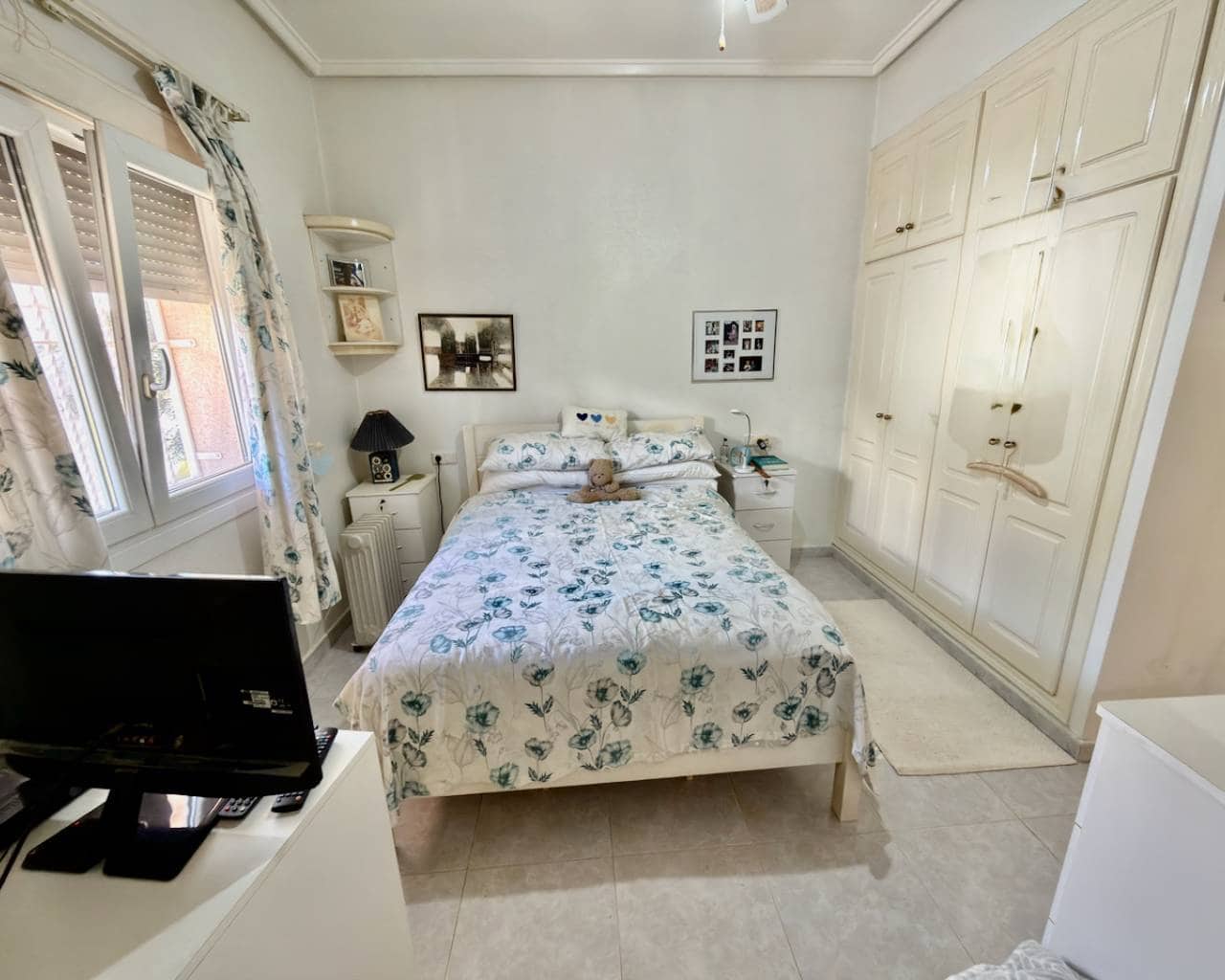 3 soverom Villa til salgs i Ciudad Quesada med svømmebasseng garasje - € 460 000 (Ref: 9523654)