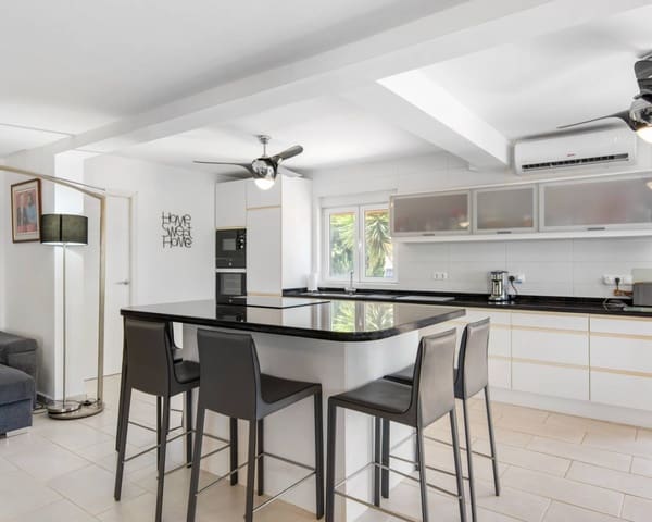 4 sovrum Finca/Hus på landet till salu i Catral med pool garage - 565 000 € (Ref: 9553182)