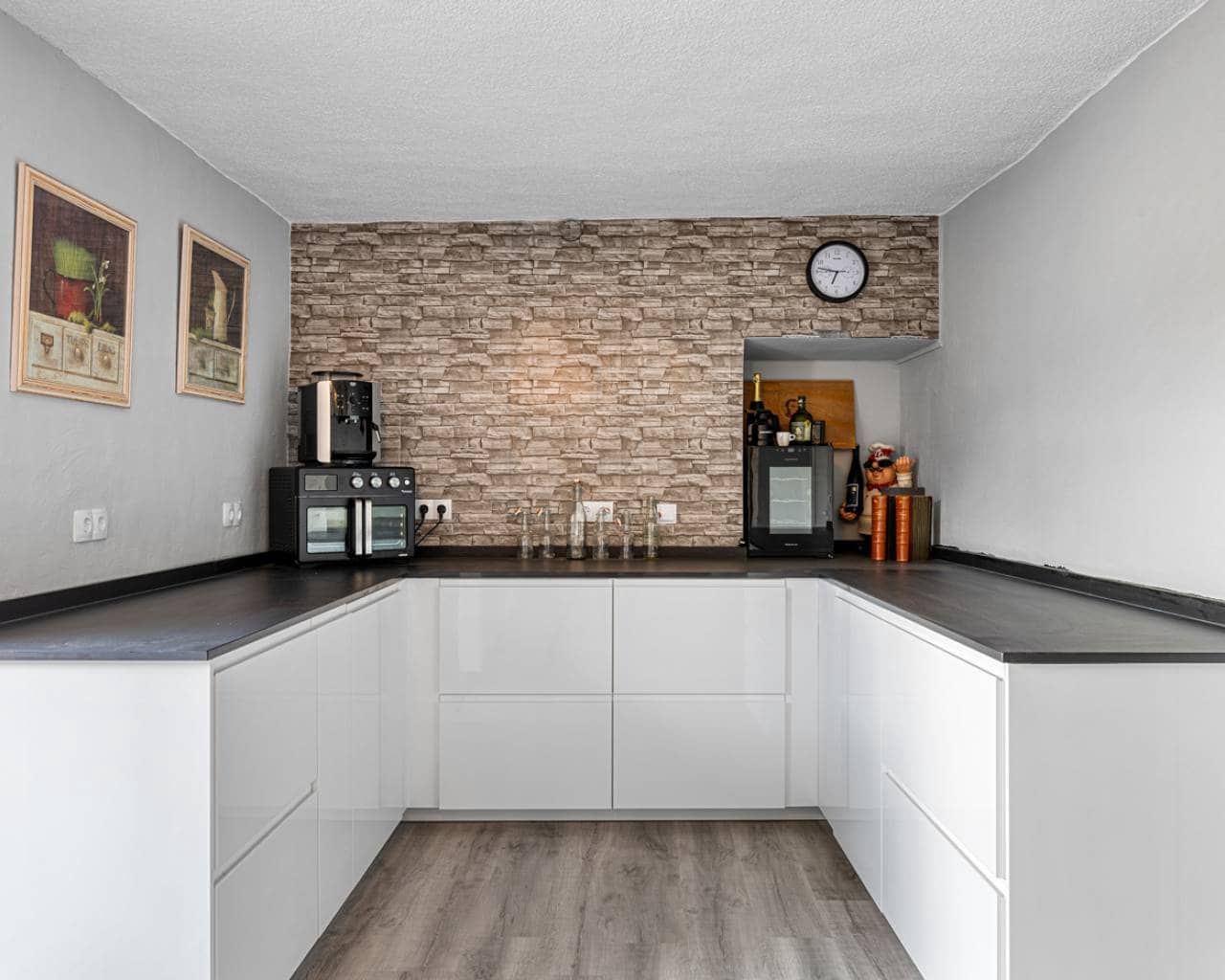 3 sypialnia Willa na sprzedaż w Los Montesinos z basenem garażem - 1 200 000 € (Ref: 9578260)