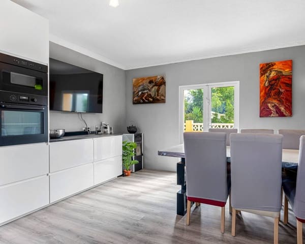 3 sypialnia Willa na sprzedaż w Los Montesinos z basenem garażem - 1 200 000 € (Ref: 9578260)