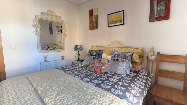 3 bedroom Villa for sale in Algorfa with pool garage - € 365,000 (Ref: 9584654)