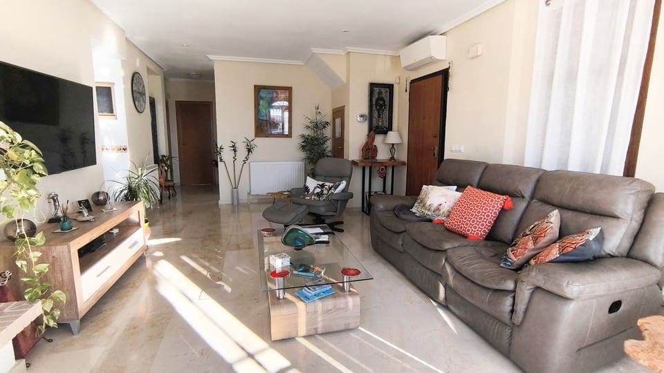 3 sovrum Villa till salu i Algorfa med pool garage - 365 000 € (Ref: 9584654)