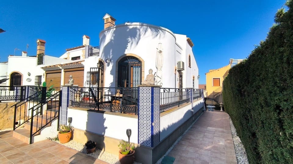 3 sovrum Villa till salu i Algorfa med pool garage - 365 000 € (Ref: 9584654)