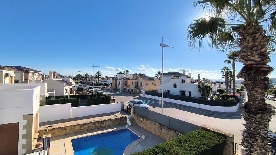 3 sovrum Villa till salu i Algorfa med pool garage - 365 000 € (Ref: 9584654)