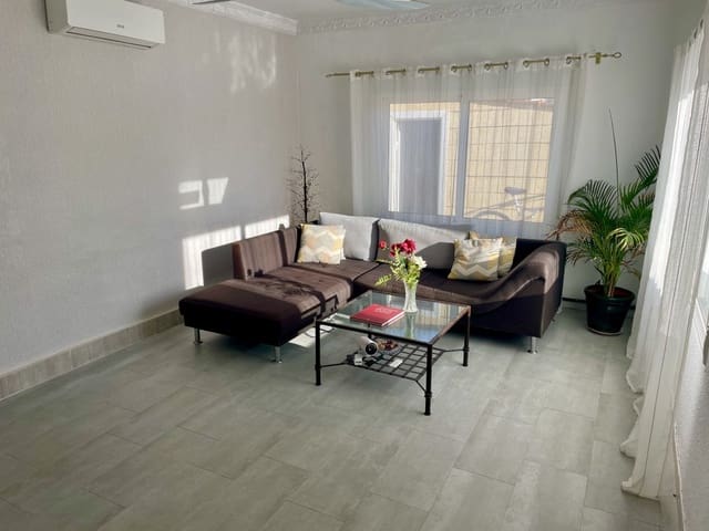 4 sypialnia Willa na sprzedaż w Ciudad Quesada, Rojales z basenem garażem - 471 500 € (Ref: 9602395)