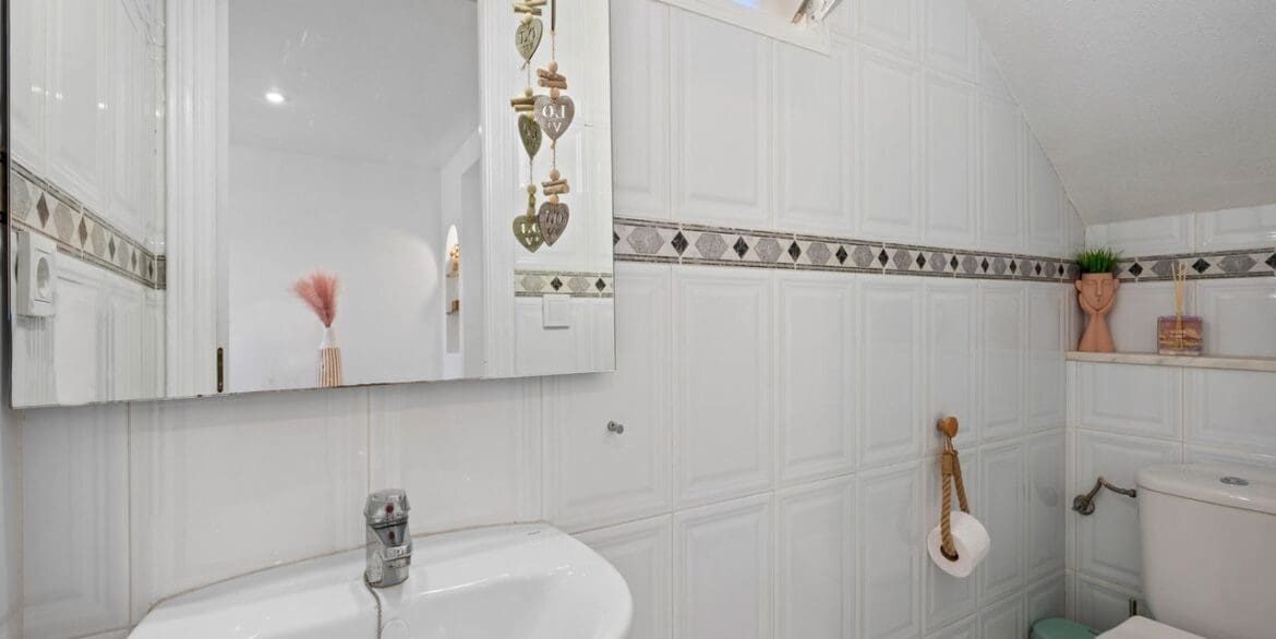 3 bedroom Villa for sale in Benijofar with pool garage - € 255,000 (Ref: 9632693)