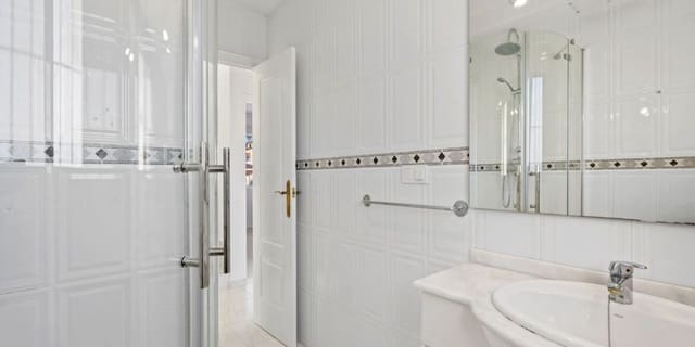 3 bedroom Villa for sale in Benijófar with pool garage - € 255,000 (Ref: 9632693)