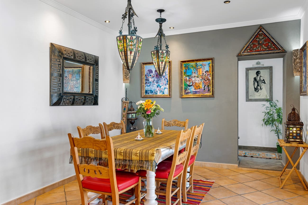 4 soveværelse Finca/Landehus til salg i Daya Nueva med swimmingpool - € 595.000 (Ref: 9632698)