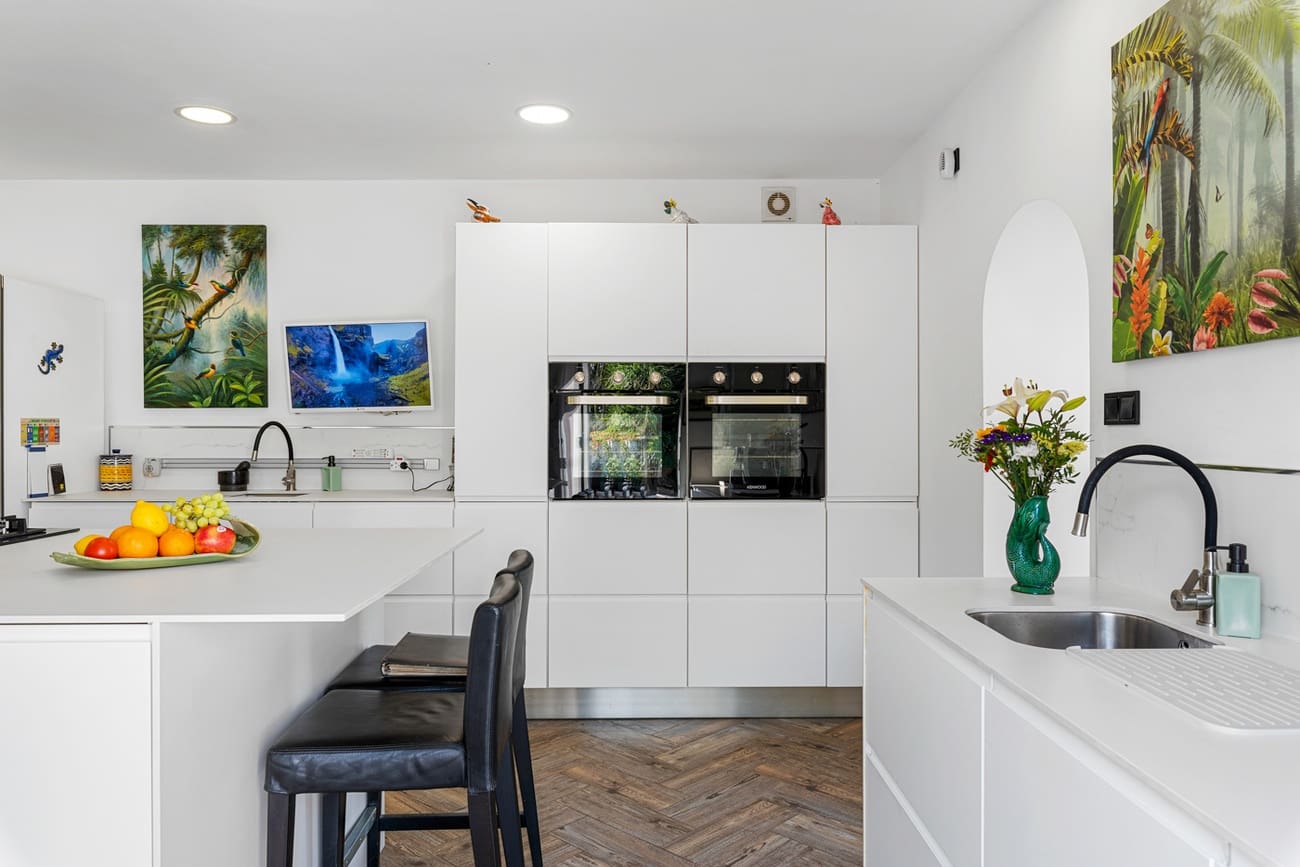 4 soveværelse Finca/Landehus til salg i Daya Nueva med swimmingpool - € 595.000 (Ref: 9632698)