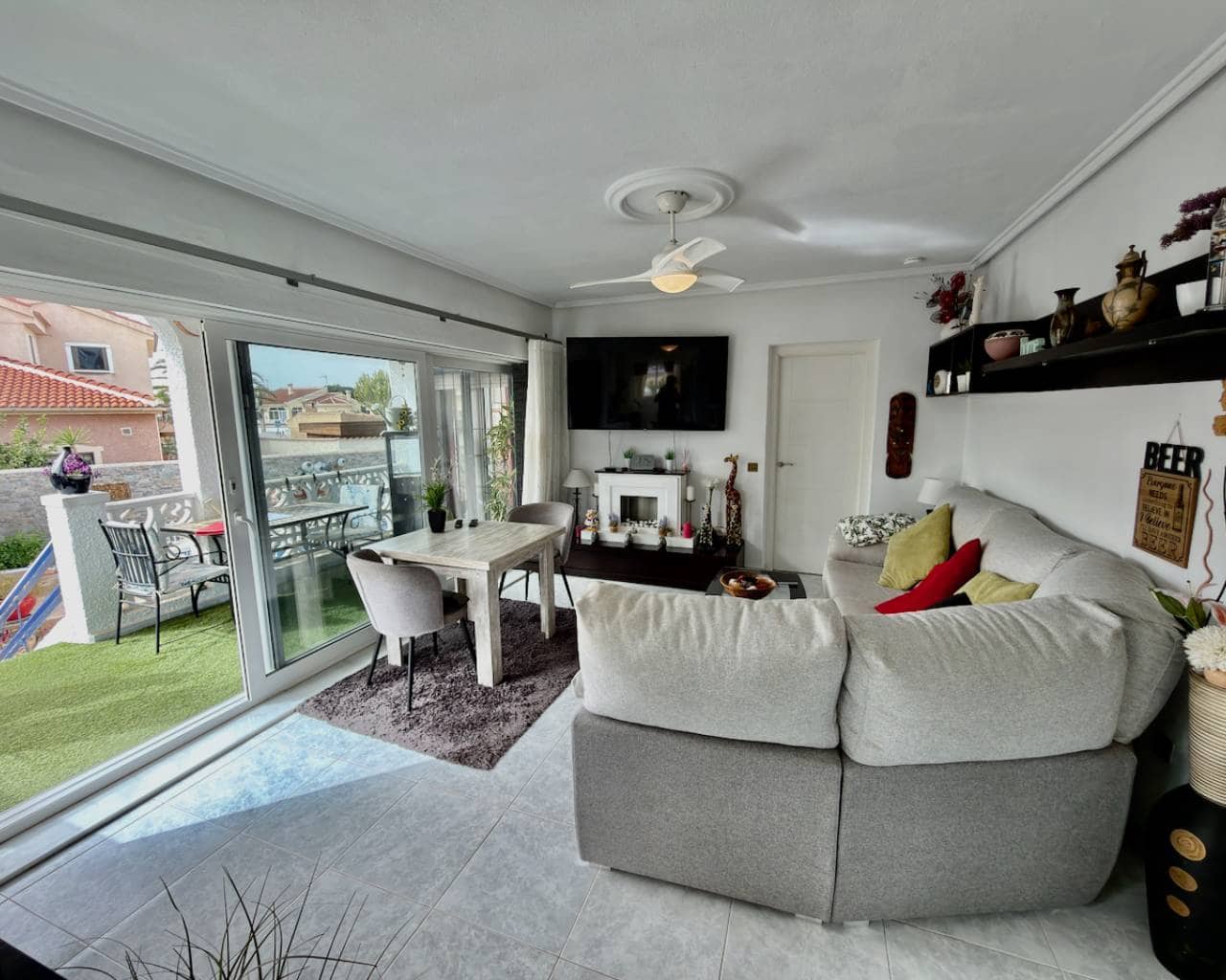 3 soveværelse Villa til salg i Ciudad Quesada med garage - € 399.000 (Ref: 9650500)