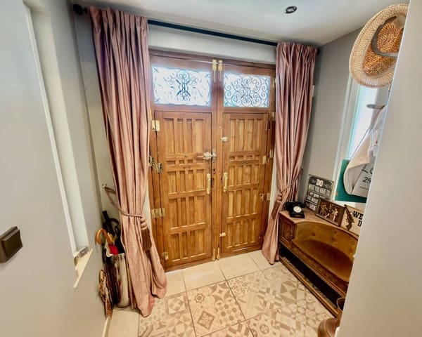 6 slaapkamer Villa te koop in Heredades, Almoradí met zwembad garage - € 595.000 (Ref: 9650501)