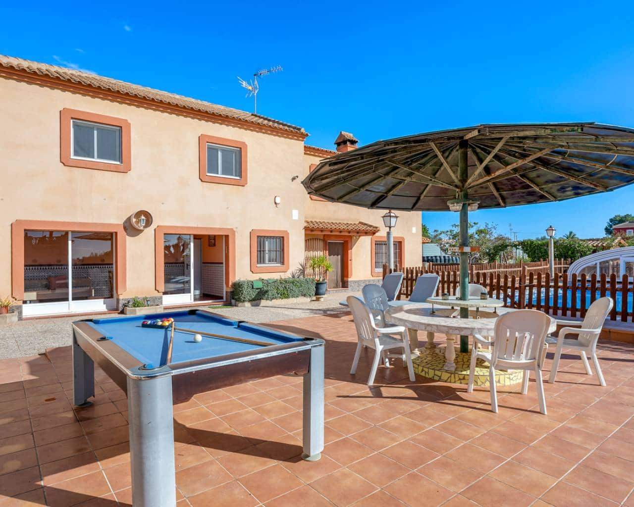 6 sovrum Villa till salu i Los Montesinos med pool garage - 425 000 € (Ref: 9650503)