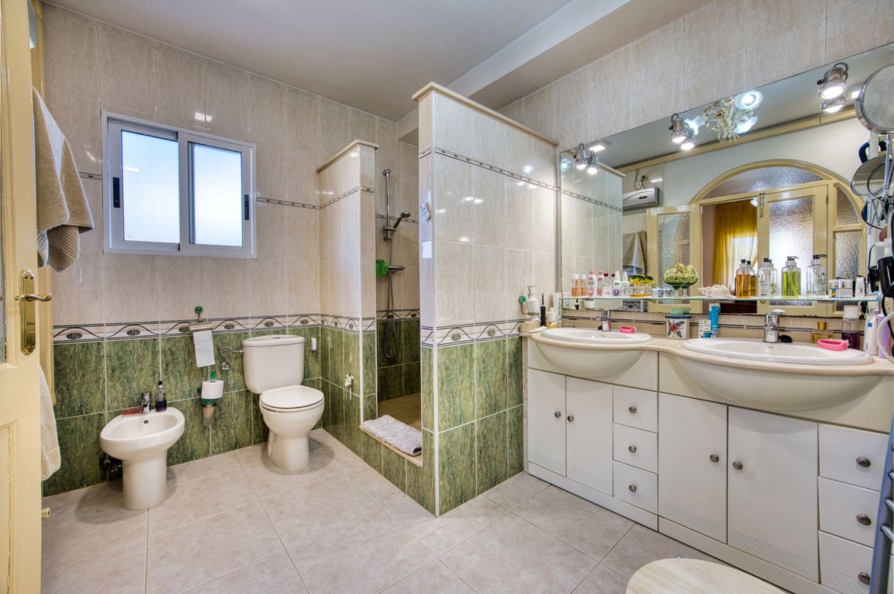 4 chambre Villa/Maison à vendre à Ciudad Quesada avec piscine - 595 000 € (Ref: 9656809)