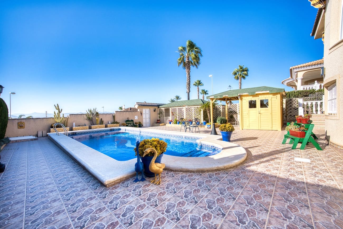 4 chambre Villa/Maison à vendre à Ciudad Quesada avec piscine - 595 000 € (Ref: 9656809)