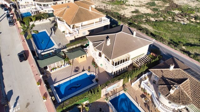 4 chambre Villa/Maison à vendre à Ciudad Quesada, Rojales avec piscine - 555 000 € (Ref: 9656809)