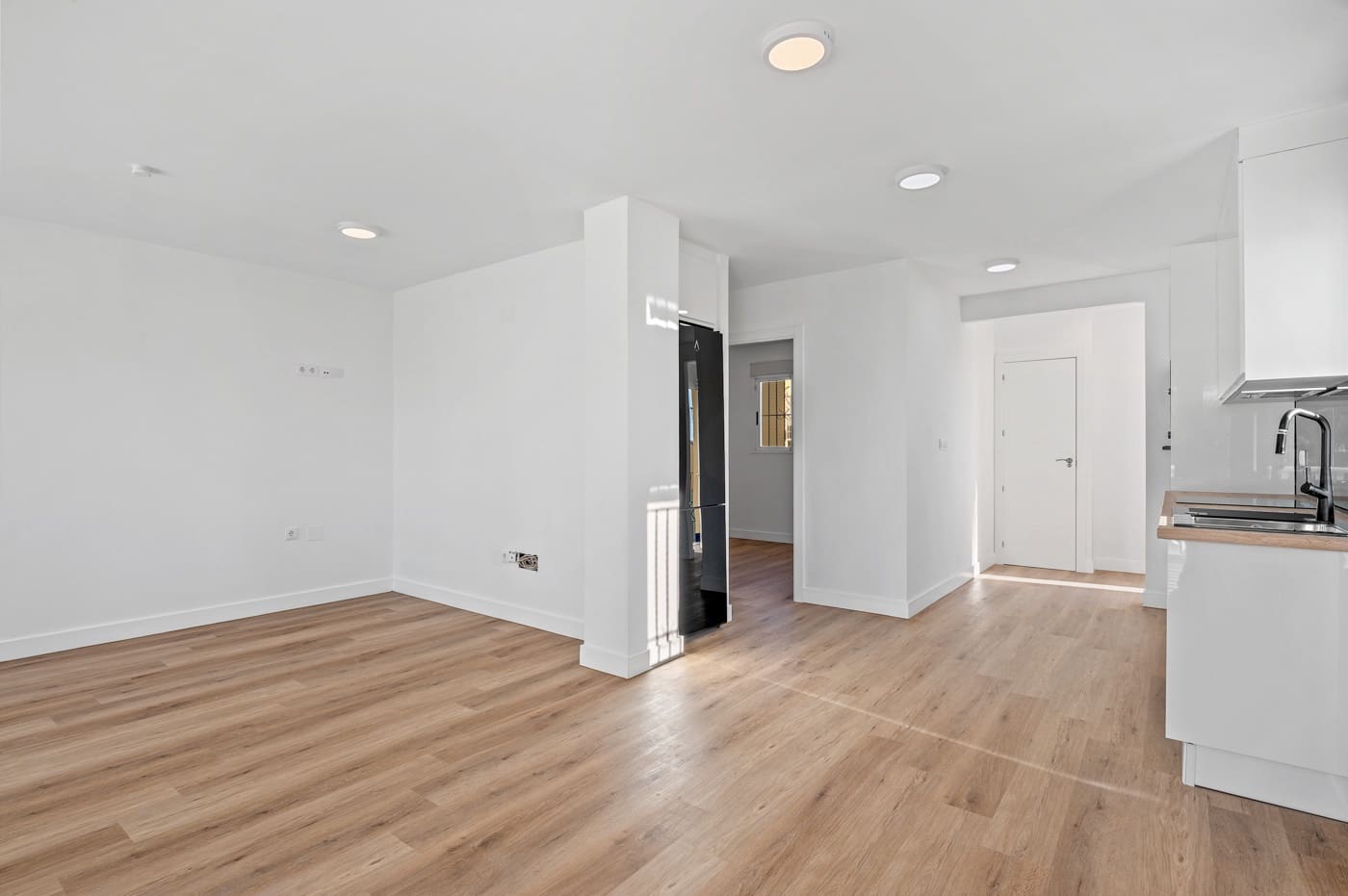 3 soveværelse Semi-Rækkehus til salg i Benimar - € 269.000 (Ref: 9656810)