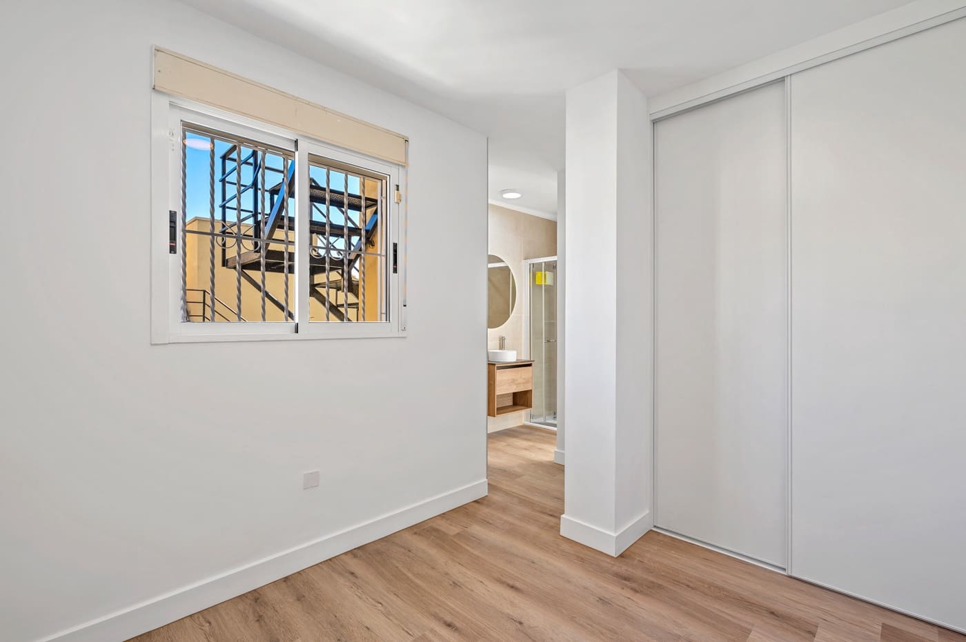 3 soveværelse Semi-Rækkehus til salg i Benimar - € 269.000 (Ref: 9656810)