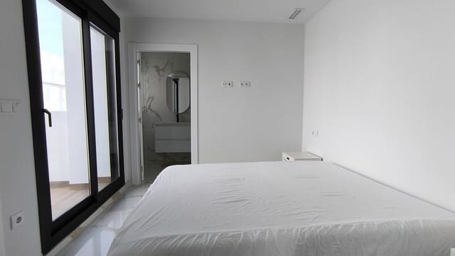 2 quarto Moradia para venda em Los Montesinos com piscina garagem - 389 000 € (Ref: 9676594)