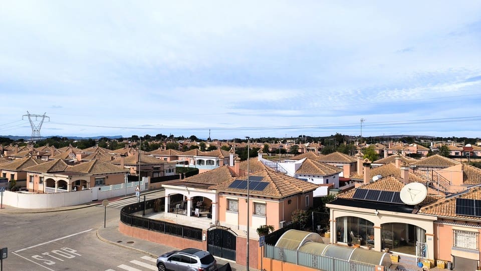 2 soveværelse Villa til salg i Los Montesinos med swimmingpool garage - € 389.000 (Ref: 9676594)