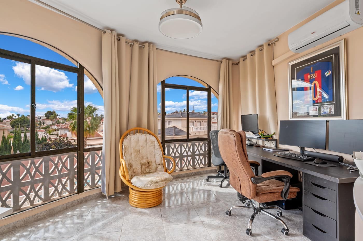 5 bedroom Villa for sale in Ciudad Quesada - € 639,000 (Ref: 9676602)