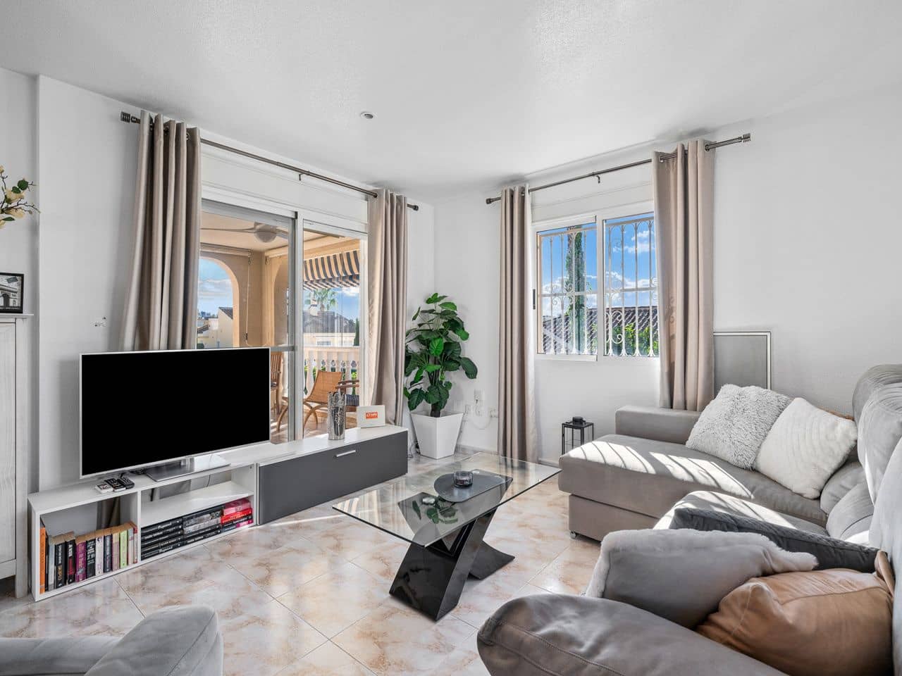 2 soverom Villa til salgs i Benijofar - € 410 000 (Ref: 9676609)