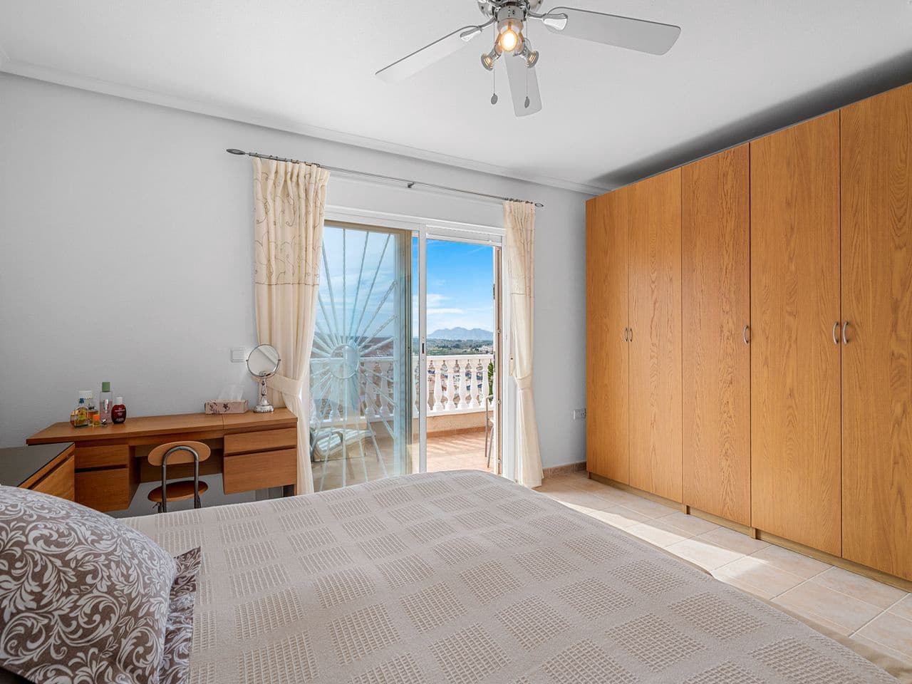 3 bedroom Villa for sale in Rojales - € 455,000 (Ref: 9676611)