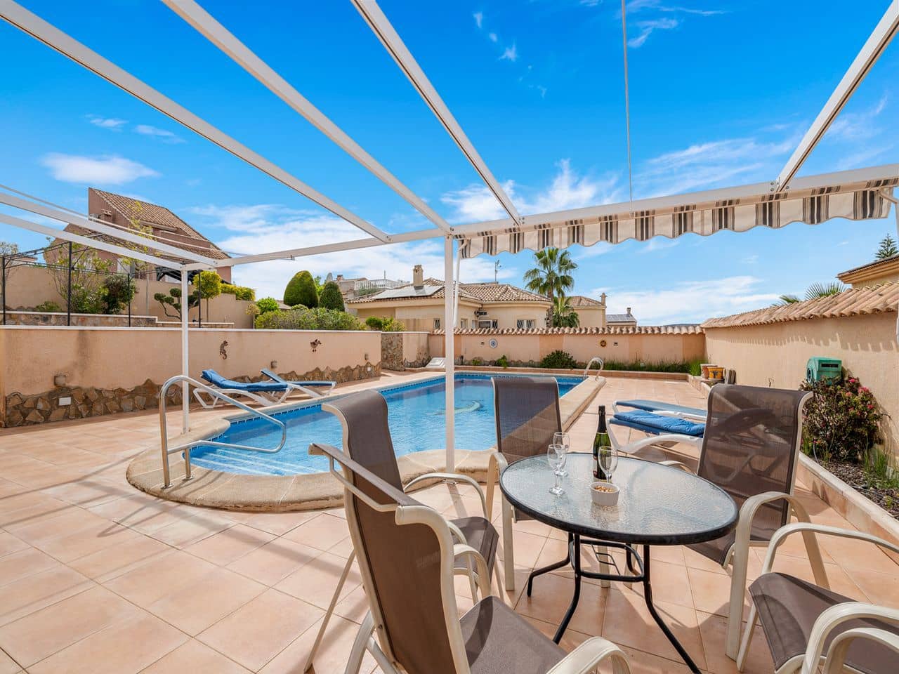 3 bedroom Villa for sale in Rojales - € 455,000 (Ref: 9676611)