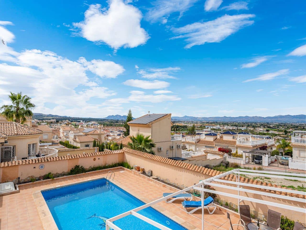 3 bedroom Villa for sale in Rojales - € 455,000 (Ref: 9676611)