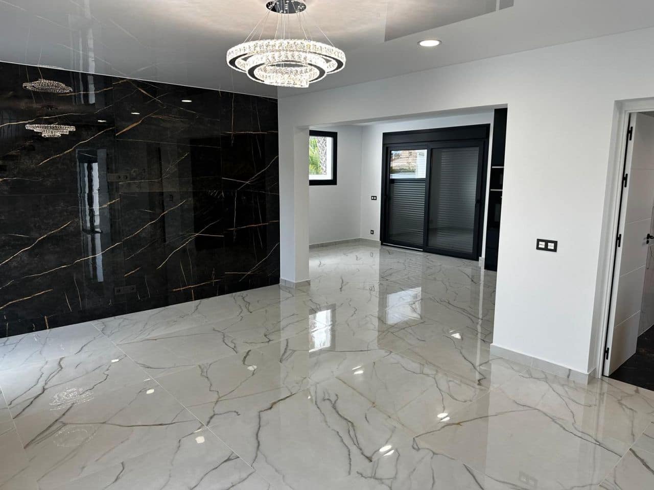 4 bedroom Villa for sale in Rojales - € 720,000 (Ref: 9676613)