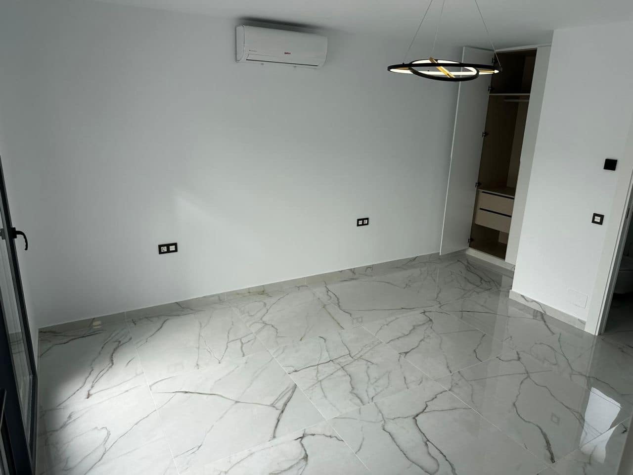 4 bedroom Villa for sale in Rojales - € 720,000 (Ref: 9676613)