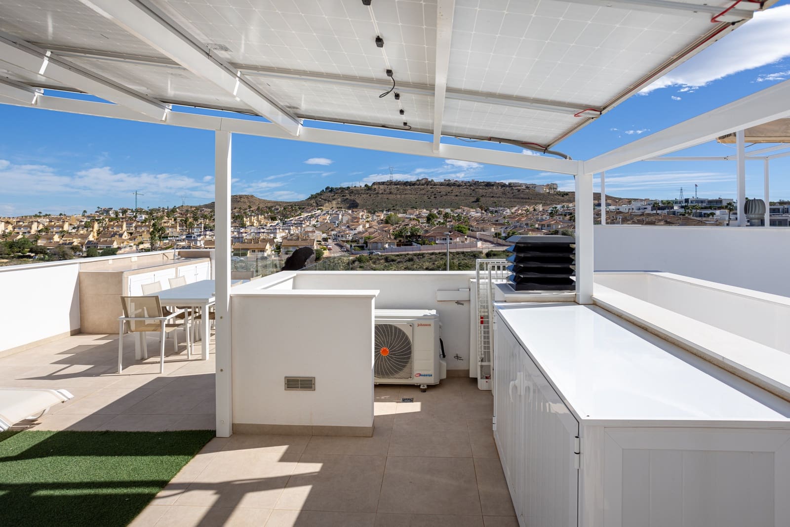 3 soveværelse Byhus til salg i Benijofar med swimmingpool - € 439.999 (Ref: 9682199)