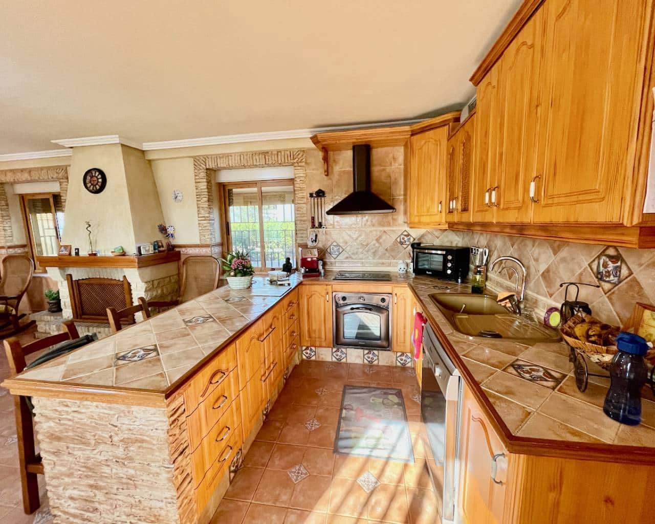 3 soveværelse Villa til salg i Orihuela med garage - € 170.000 (Ref: 9715694)