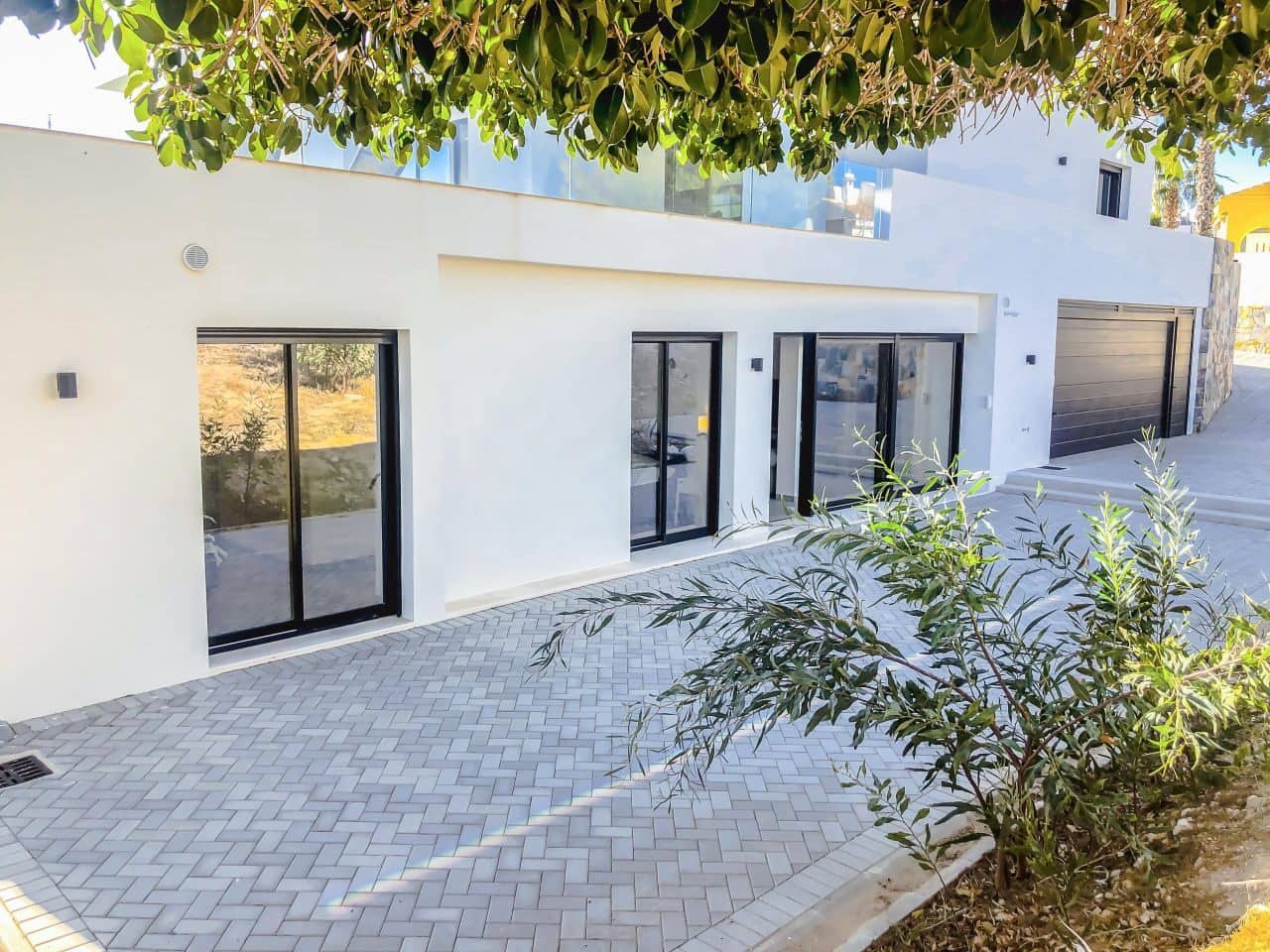 5 bedroom Villa for sale in Rojales with pool - € 2,300,000 (Ref: 9743205)