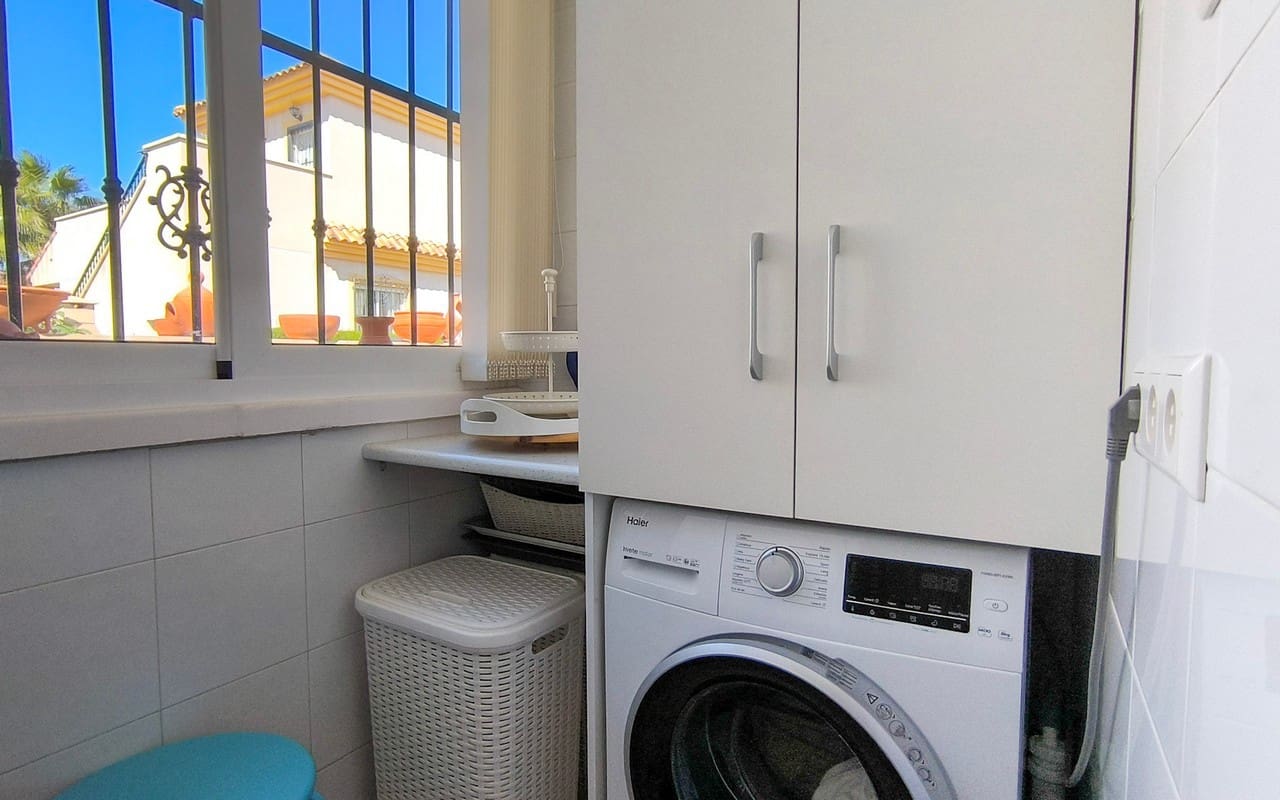 3 sypialnia Willa na sprzedaż w Lo Crispin z basenem garażem - 235 000 € (Ref: 9784895)