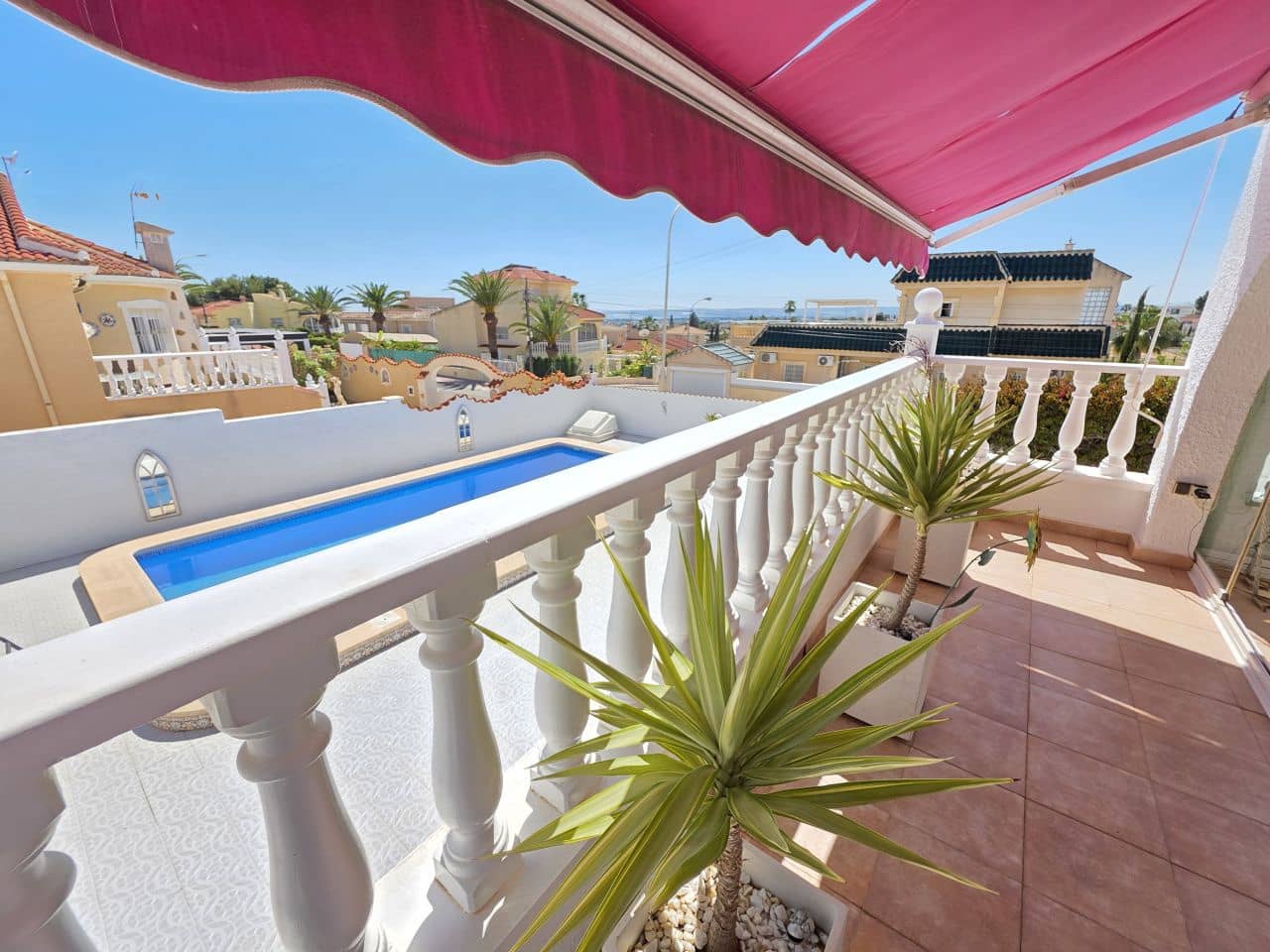 4 bedroom Villa for sale in Rojales - € 495,000 (Ref: 9784899)