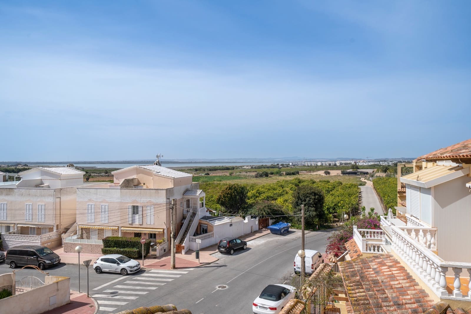 4 slaapkamer Huis te koop in Guardamar del Segura met garage - € 395.000 (Ref: 9784901)