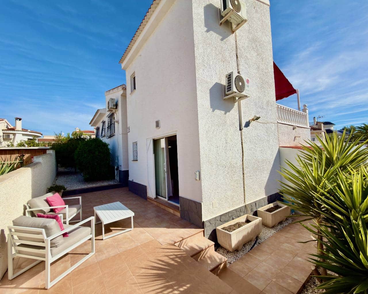 4 sovrum Villa till salu i Ciudad Quesada med pool garage - 495 000 € (Ref: 9784906)