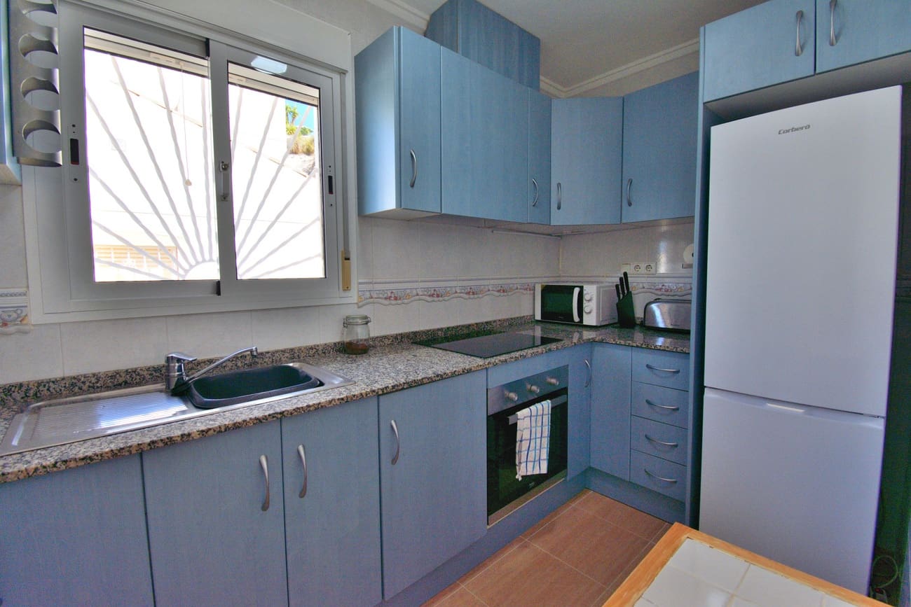 2 bedroom Semi-detached Villa for sale in Rojales with pool - € 189,000 (Ref: 9784908)