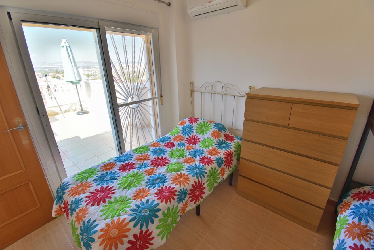 2 bedroom Semi-detached Villa for sale in Rojales with pool - € 189,000 (Ref: 9784908)