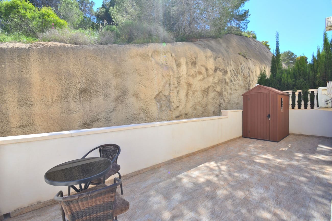 2 bedroom Semi-detached Villa for sale in Rojales with pool - € 189,000 (Ref: 9784908)