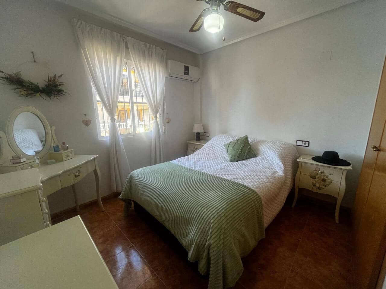 2 makuuhuone Huoneisto myytävänä paikassa Algorfa mukana uima-altaan - 127 000 € (Ref: 9805598)